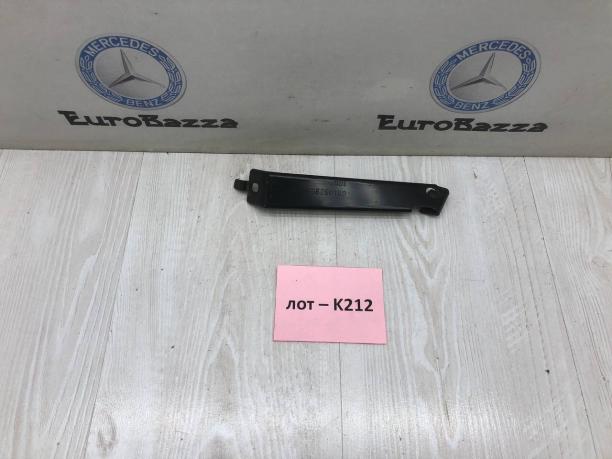 Скоба крепежная левая Mercedes W166 A1666260100