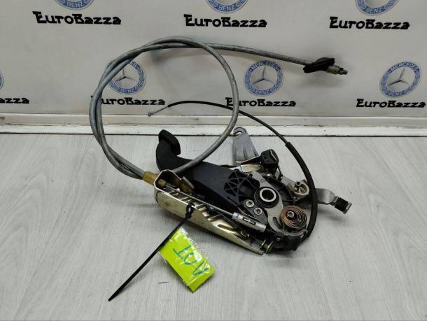 Педаль стояночного тормоза Mercedes W204 A2044200384