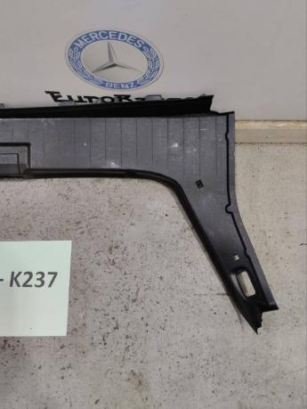 Накладка погрузочного контура Mercedes W211 A2116900641