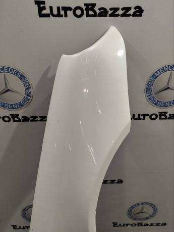 Крыло переднее левое Mercedes W209 A2098800318