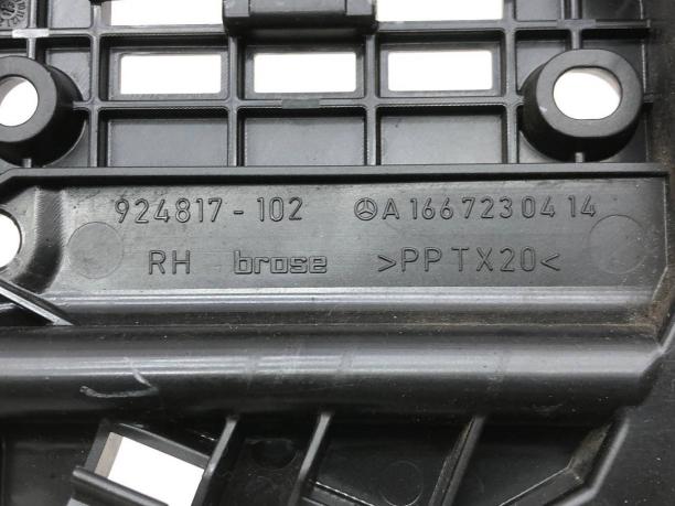 Замок передней правой двери Mercedes W166 A1667200635