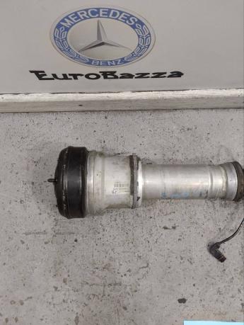 Пневмостойка передняя Mercedes W220 A2203205113