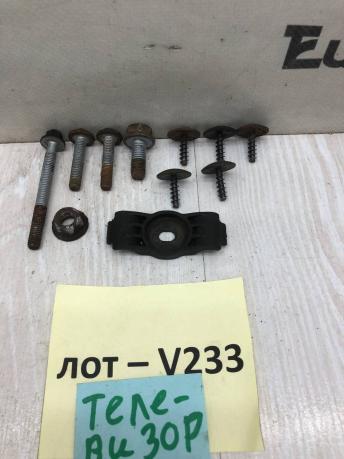 Болты крепления вентилятора Mercedes W906 A0049908712