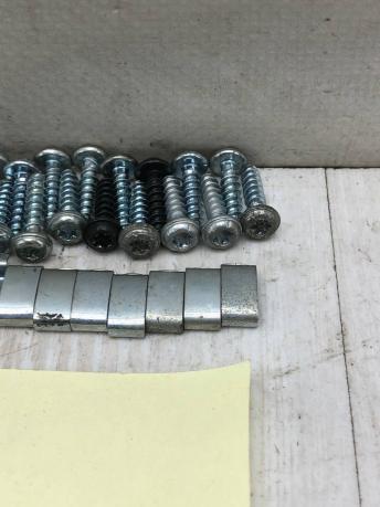 Крепеж печки Mercedes W906 Sprinter A0008353134