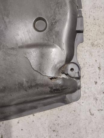 Защита двигателя Mercedes W209 А2095241730 А2095241730