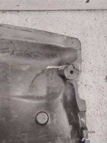 Защита двигателя Mercedes W209 А2095241730 А2095241730