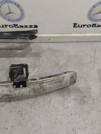 Усилитель переднего бампера Mercedes W211 A2116200534