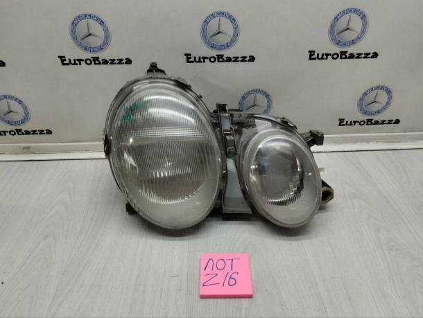 Фара правая Mercedes W208 A2088201061