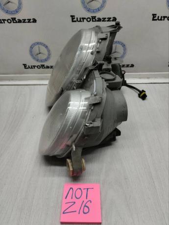 Фара правая Mercedes W208 A2088201061