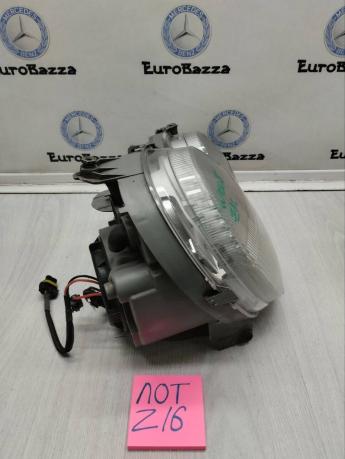 Фара правая Mercedes W208 A2088201061