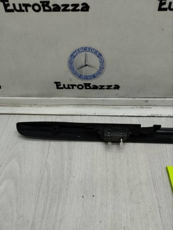 Молдинг крышки багажника Mercedes R170 A1707500427