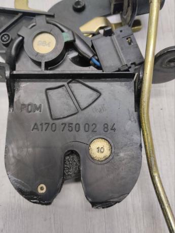 Замок крышки багажника Mercedes R170 A1707500284