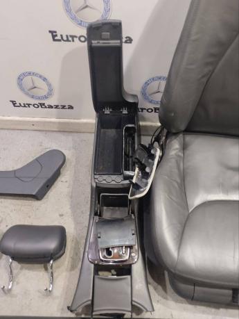 Сиденье переднее левое  Mercedes W220 A2209101246