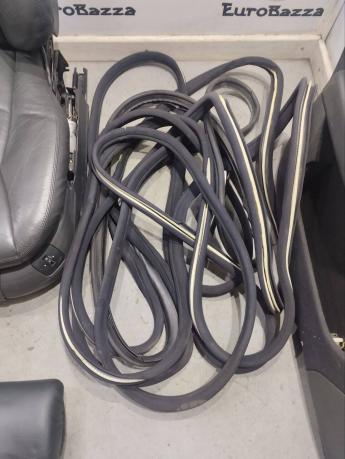Сиденье переднее левое  Mercedes W220 A2209101246
