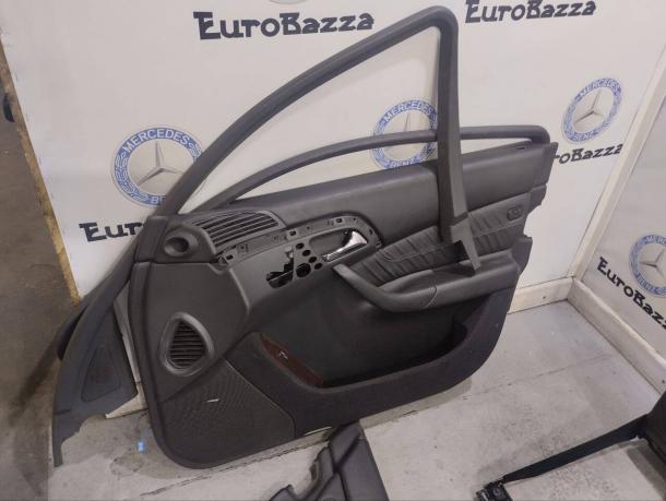 Сиденье переднее левое  Mercedes W220 A2209101246