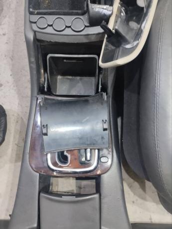 Сиденье переднее левое  Mercedes W220 A2209101246