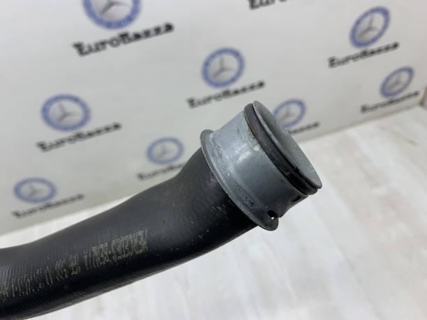 Патрубок основного радиатора левый Mercedes W166 A1665001075