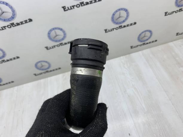Патрубок основного радиатора левый Mercedes W166 A1665001075