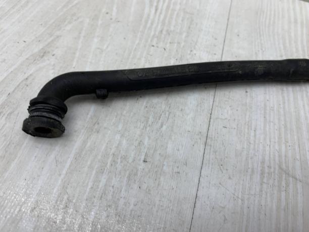 Трубка клапанной крышки Mercedes Om646 A6110162081