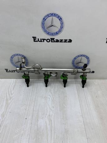 Топливная рампа с форсунками Mercedes M271 A2710702595