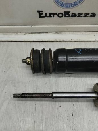 Амортизатор передний Mercedes W163 A1633261100