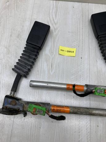 Замок ремня безопасности задний Mercedes W209 A2098600369