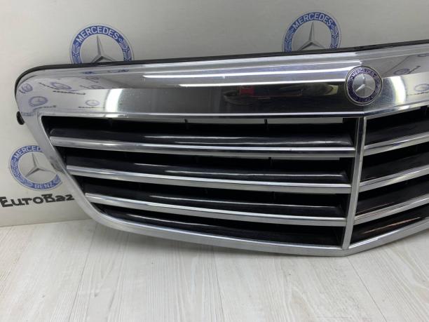 Решетка радиатора Mercedes W212 A2128800583