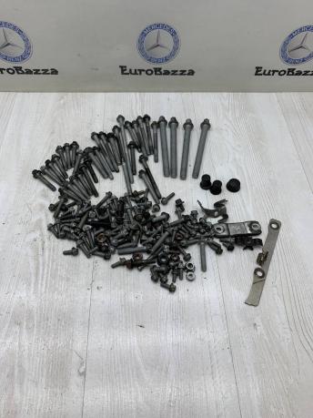 Болты навесного оборудования Mercedes Om651 A0029900103