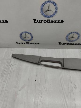 Обшивка Mercedes W209 A2096930791