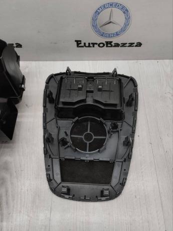 Дефлектор торпедо центральный Mercedes W209 A2098300754
