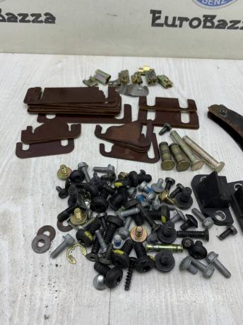 Крепеж складной крыши Mercedes R170 A1709840129