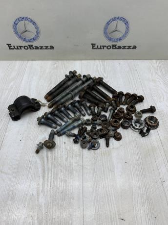 Болты подвески переднего моста Mercedes W245 A1693230440