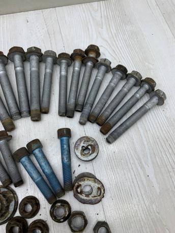 Болты подвески заднего моста Mercedes W166 A0029903820