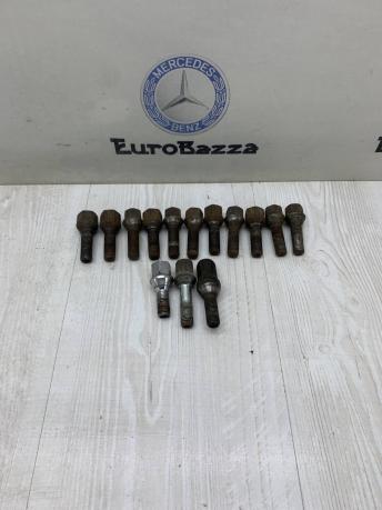 Колесные болты Mercedes W210 А0009901007 А0009901007