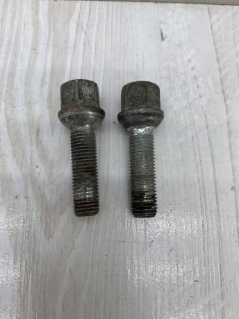 Болты колесные Mercedes А0009904807 А0009904807