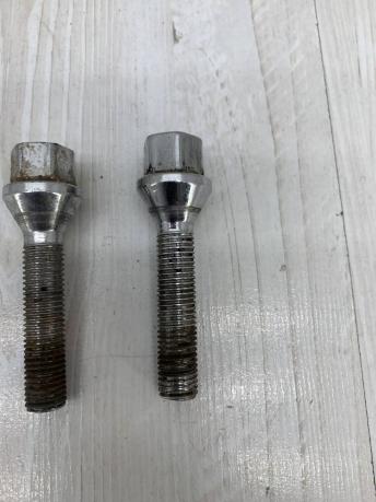 Болты колесные Mercedes 65mm N00000000000