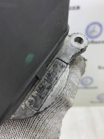 Клапан впускного коллектора Mercedes Om642 A6421400360