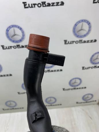 Клапан вентиляции картерных газов Mercedes Om642 A6420100591