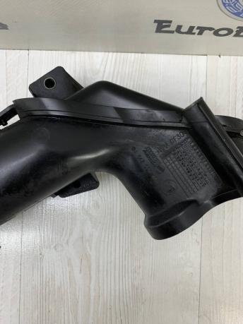 Патрубок впускного коллектора Mercedes Om642 A6420901037