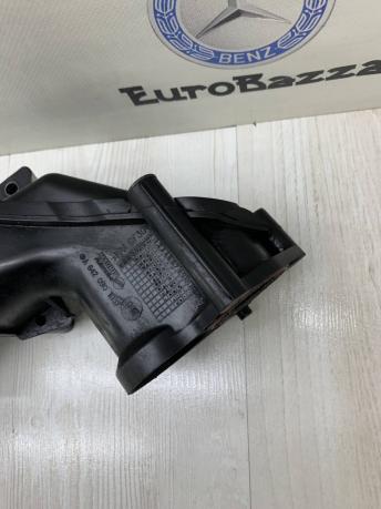Патрубок впускного коллектора Mercedes Om642 A6420901037