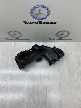 Патрубок впускного коллектора Mercedes Om642 A6420901037