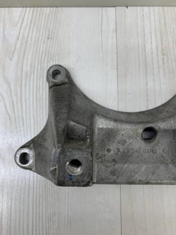 Кронштейн опоры АКПП Mercedes W211 A2112420340