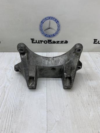 Кронштейн опоры АКПП Mercedes W211 A2112420340