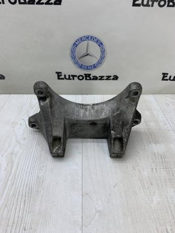 Кронштейн опоры АКПП Mercedes W211 A2112420340
