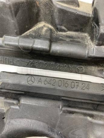 Шумоизоляция двигателя Mercedes Om642 A6420160724