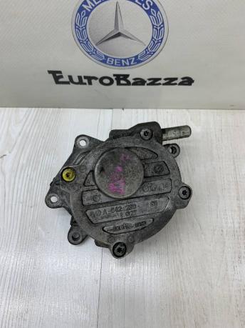 Вакуумный насос Mercedes Om642 A6422300165