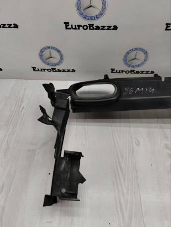 Дефлектор радиатора Mercedes W209 A2095050530