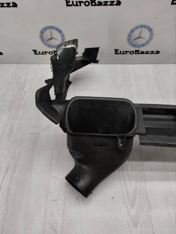 Дефлектор радиатора Mercedes W209 A2095050530