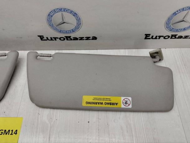 Козырек солнцезащитный Mercedes W209 A2098100210