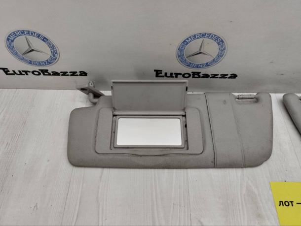 Козырек солнцезащитный Mercedes W209 A2098100210